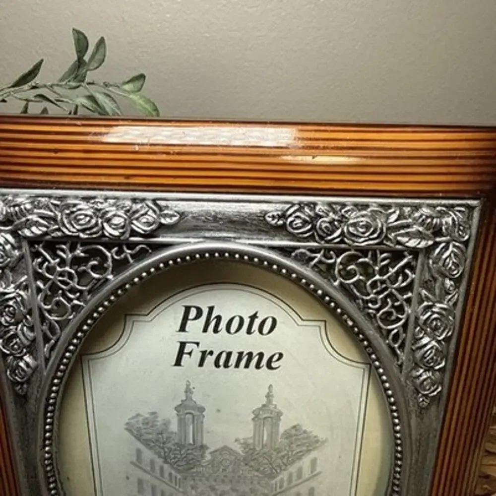 Ornate Oval 5x7 Photo Frame Faux Wood Silver Rose Floral Filigree Glass Vintage
